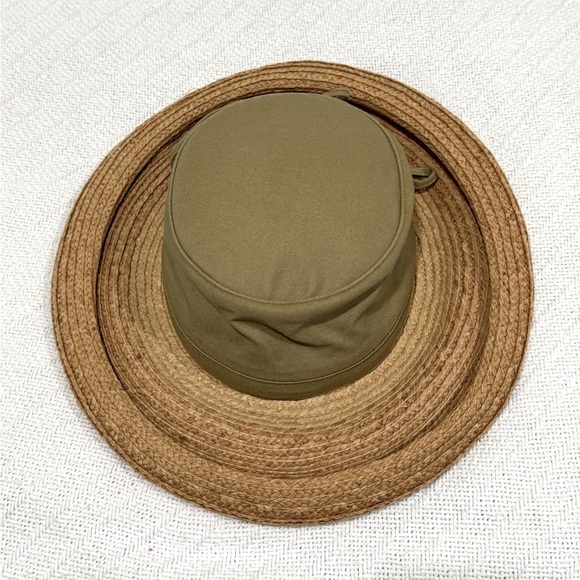 Scala Accessories - SCALA Collection straw/canvas hat slight discoloration on sides